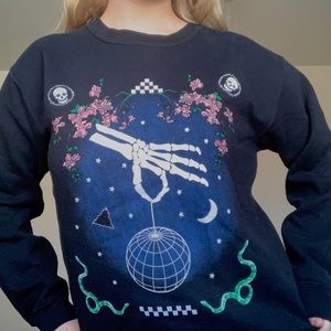 urban outfitters crewneck!!